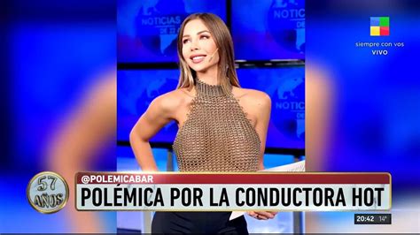 chicas argentinas desnudas|Una periodista hizo topless en los festejos por Argentina。